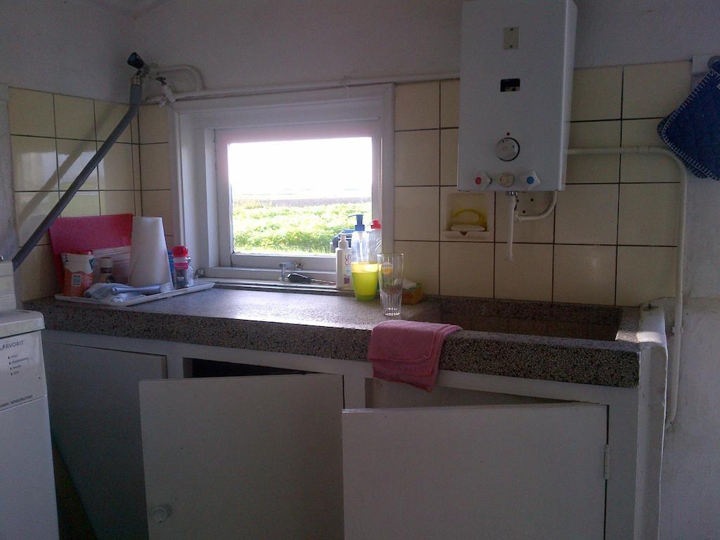 Farmhouse Near Beach Kloosterzande Bagian luar foto