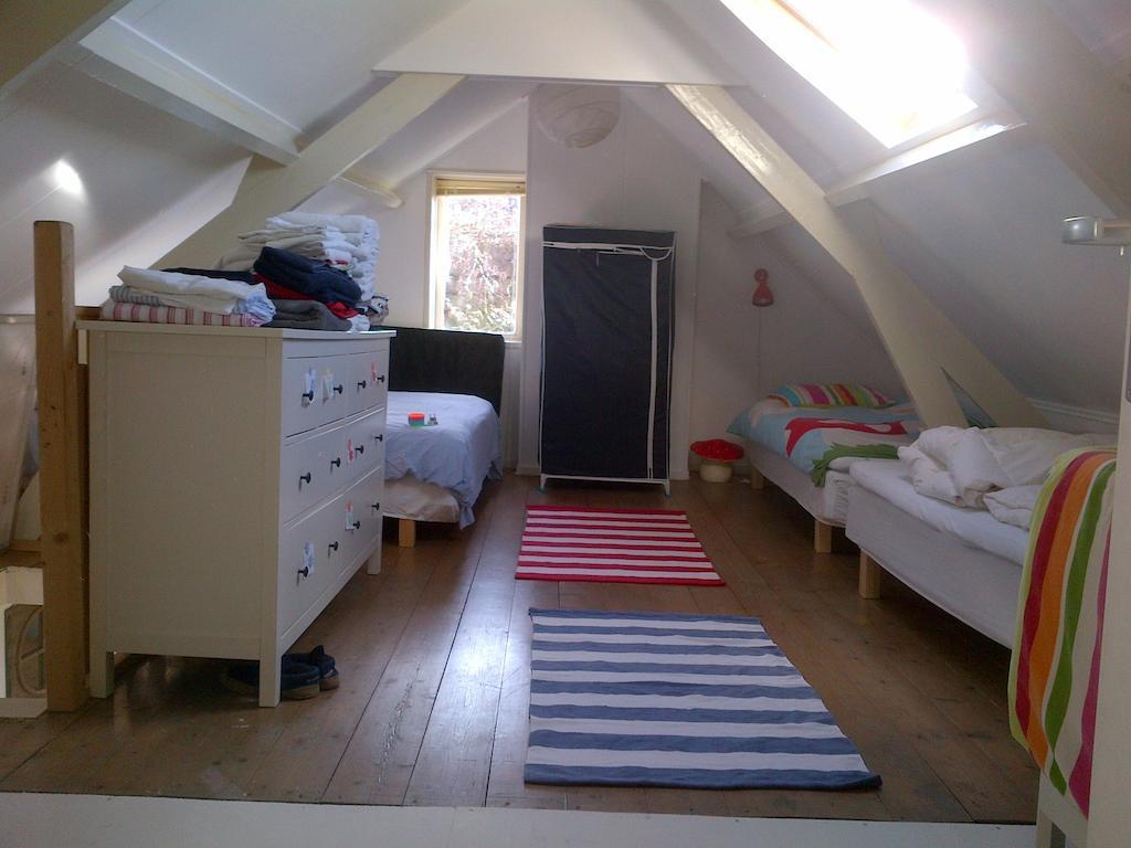 Farmhouse Near Beach Kloosterzande Bagian luar foto